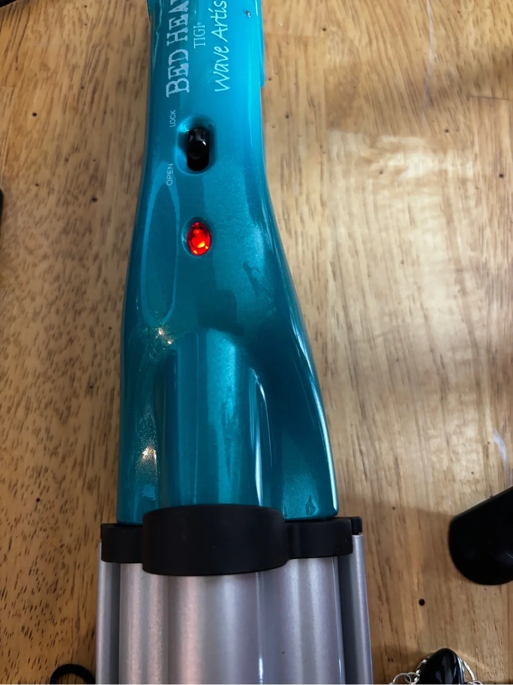 Bed Head TIGI Wave Artist Tourmaline Ceramic Deep Hair Waver Teal Works Great